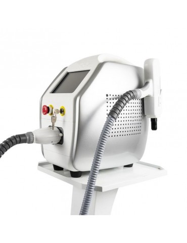 Aparat îndepărtare tatuaje Nd:YAG laser